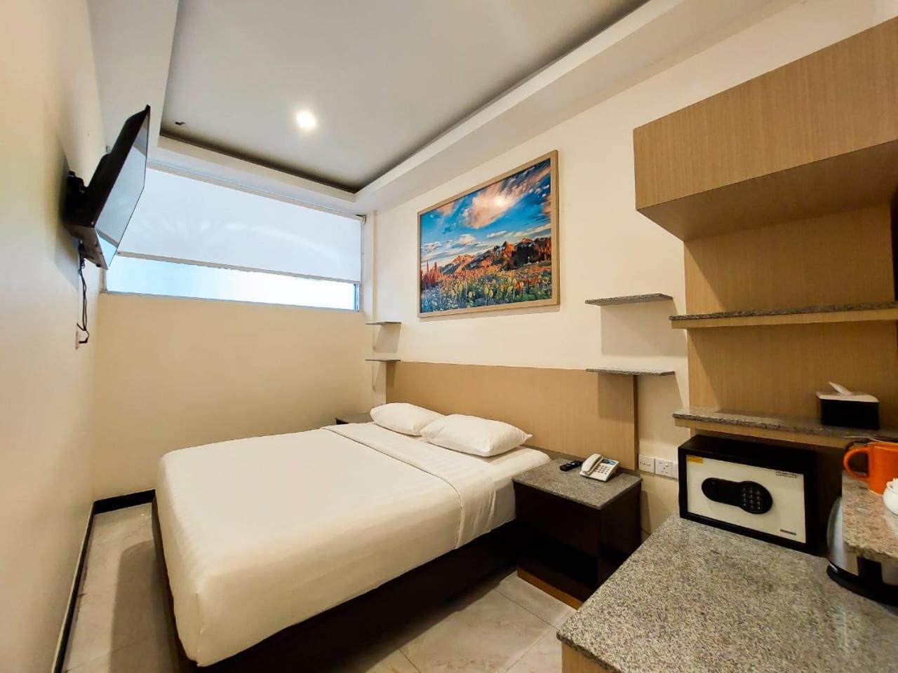 Batam Harbour Boutique Hotel & Spa Nagoya Habitación foto